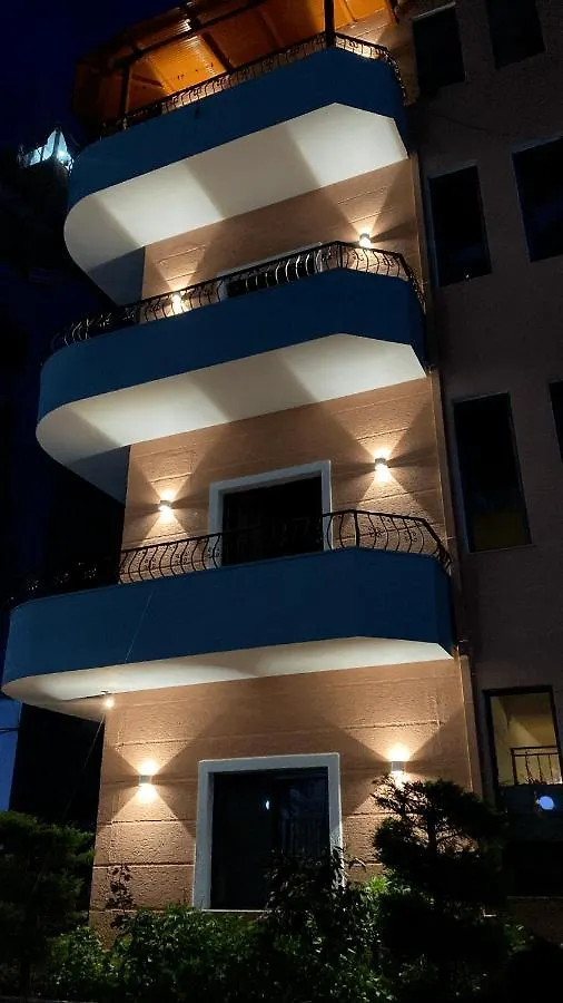 Villa Klinton Дуррес 0*,  Албания